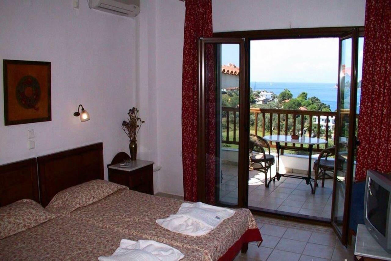 Отель Pandora Skiathos 2*