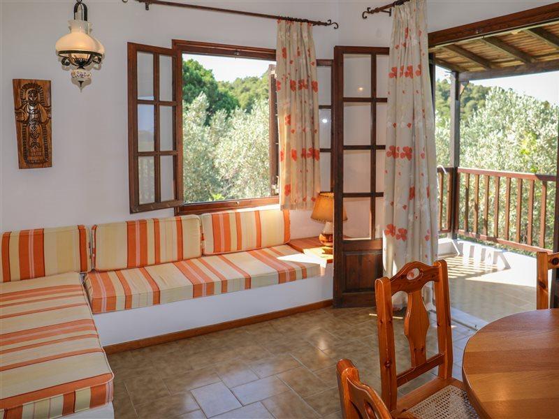 Pandora Skiathos Колиос