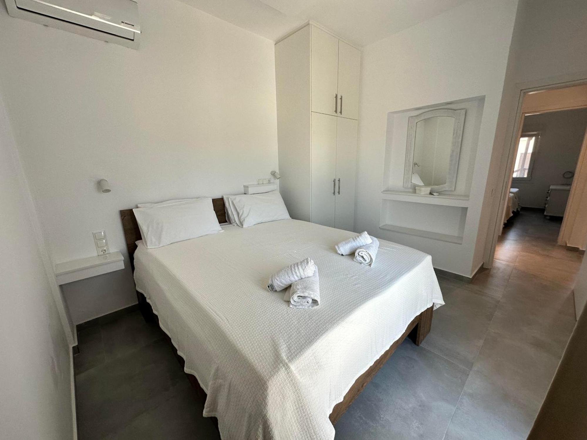 Отель Pandora Skiathos